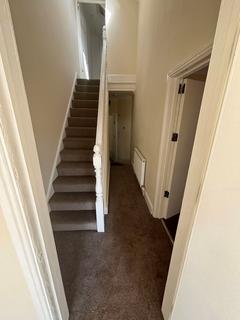 2 bedroom detached house to rent, Station Road, Llandaff North, Cardiff, CF14