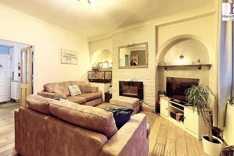 2 bedroom end of terrace house for sale, Reevy Road, Wibsey, Bradford