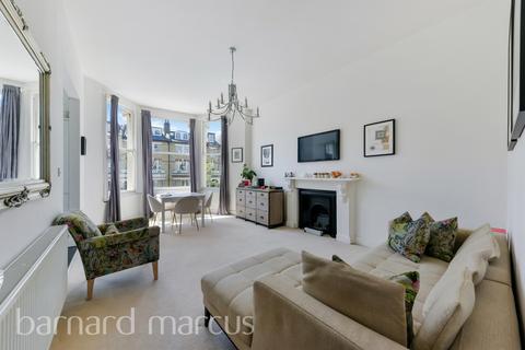 2 bedroom flat for sale, The Chase, London