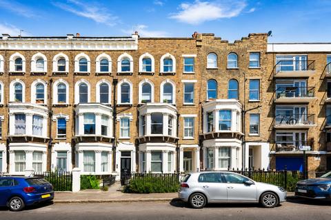 2 bedroom flat for sale, The Chase, London