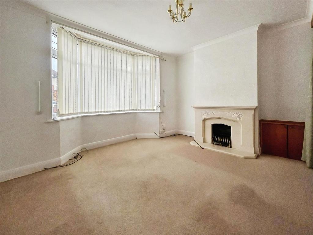 Lounge 4.jpeg