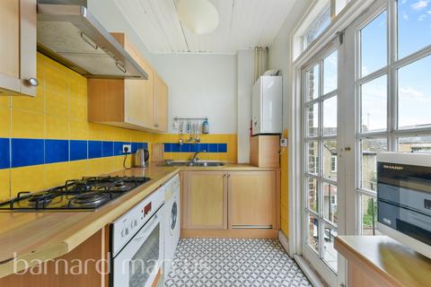 4 bedroom maisonette for sale, Cromwell Place, Mortlake, London