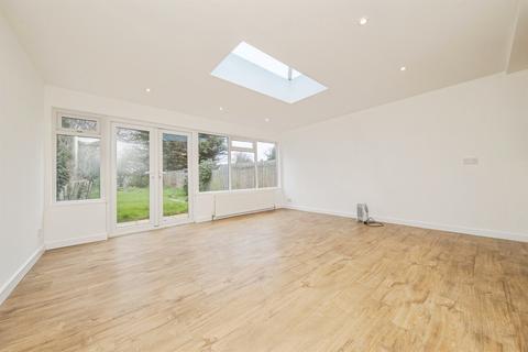 2 bedroom semi-detached bungalow for sale, Meadow Close, CLACTON-ON-SEA