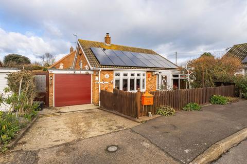 2 bedroom detached bungalow for sale, Lighthouse Close, Happisburgh