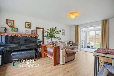 3 bedroom detached house for sale, Conference Way, Allington, ME16