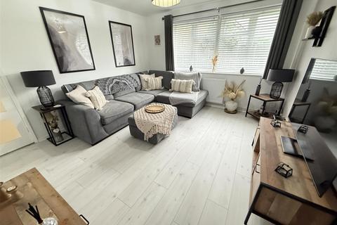 3 bedroom terraced house for sale, Kings Drive, Thingwall, Wirral