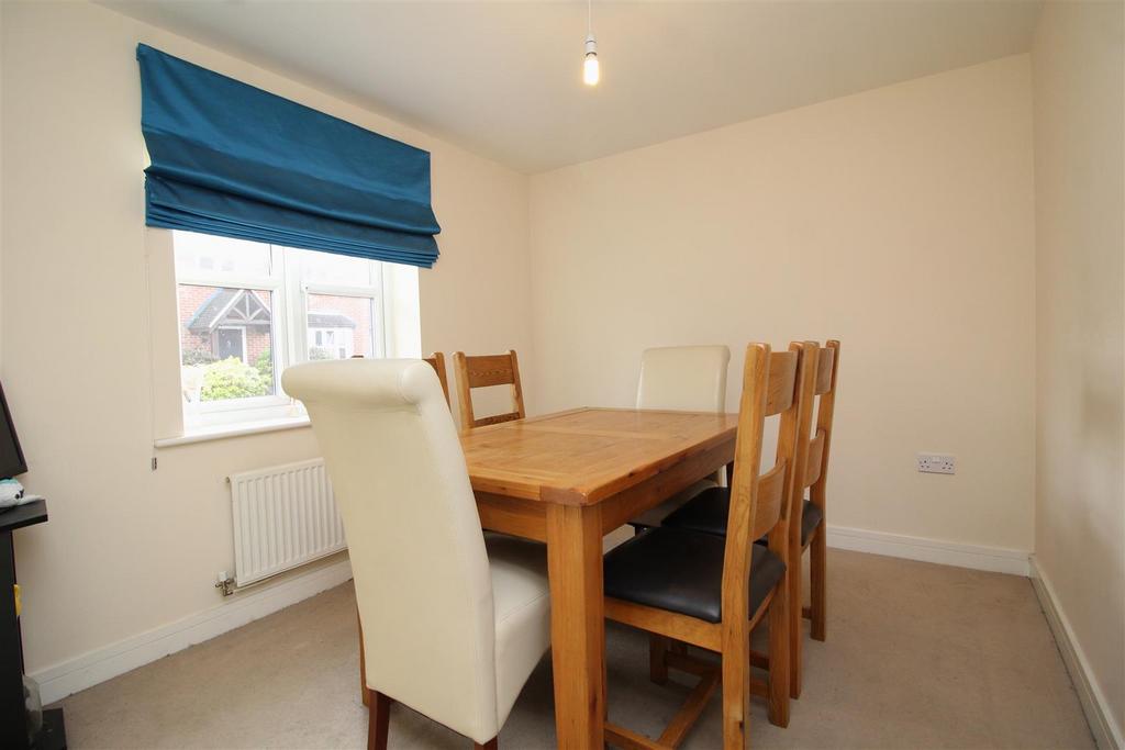 Dining room .JPG