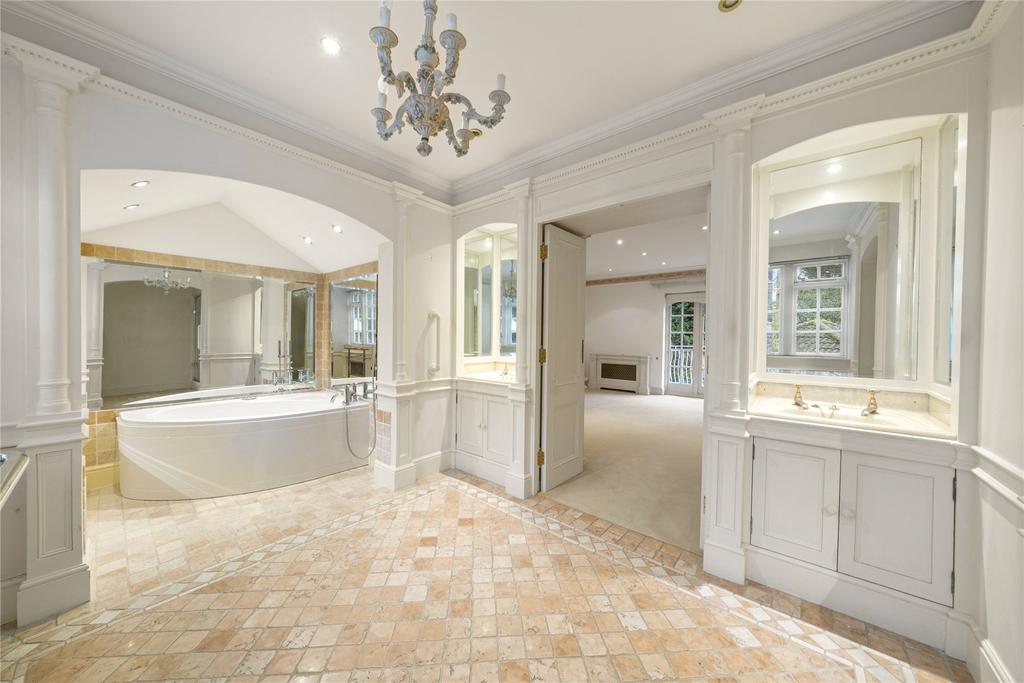 Ensuite