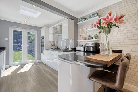 3 bedroom semi-detached house for sale, The Coverts, Hutton, CM13