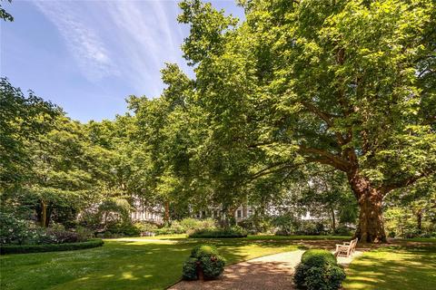 3 bedroom flat to rent, Courtfield Gardens, South Kensington, SW5