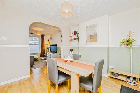 3 bedroom terraced house for sale, Blanche Street, Roath, Cardiff