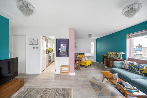 3 bedroom end of terrace house for sale, Kempton Walk, Croydon, CR0