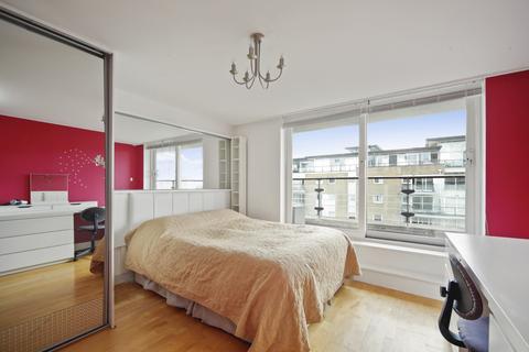 3 bedroom flat to rent, Smugglers Way, Wandsworth, SW18