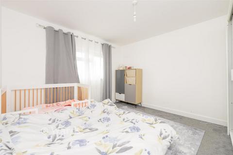 2 bedroom maisonette for sale, St. John's Road, Welling, Kent
