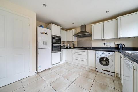 undefined, Lisa Head Avenue,  Didcot,  OX11