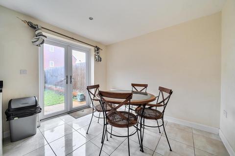undefined, Lisa Head Avenue,  Didcot,  OX11