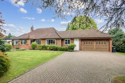 4 bedroom detached bungalow for sale, Pine Grove, East Grinstead, RH19