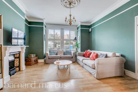 4 bedroom terraced house to rent, Conyers Road, LONDON