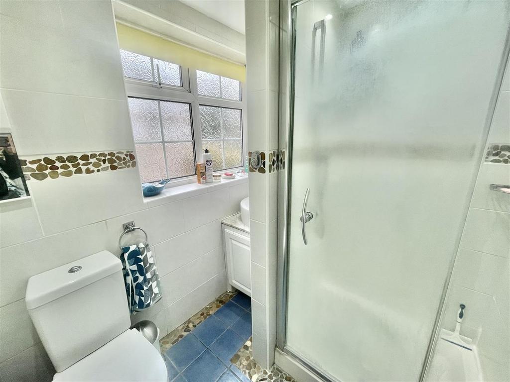 Bathroom.jpeg