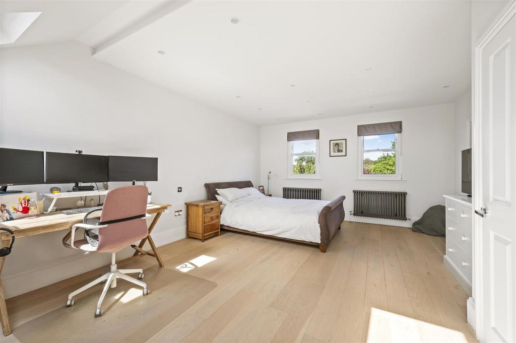32 Dunmore Road,24.jpg