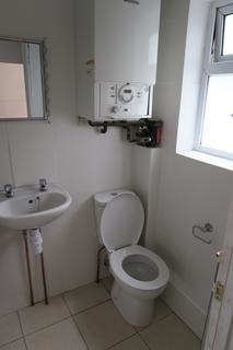 1 bedroom flat to rent, Farraline Road, Watford WD18