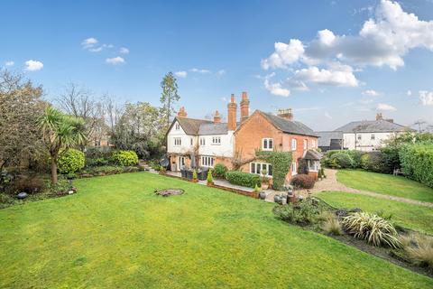 5 bedroom detached house for sale, Terrace Road North, Binfield