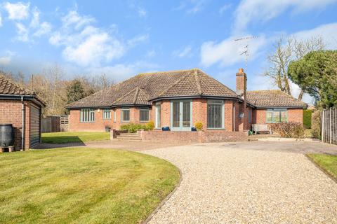 4 bedroom detached bungalow for sale, Framlingham, Suffolk