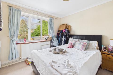 2 bedroom maisonette for sale, Pennylets Green, Stoke Poges, Buckinghamshire, SL2