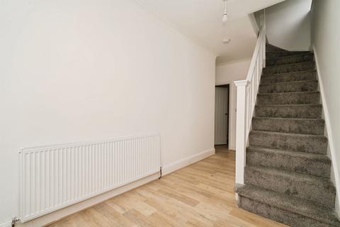 4 bedroom end of terrace house for sale, Longman Road, Barnsley