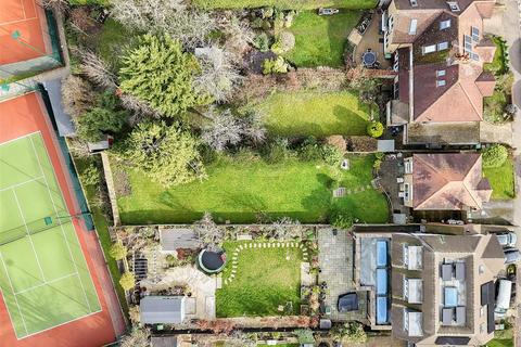 3 bedroom detached house for sale, Waverley Road, St. Albans