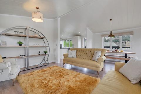 3 bedroom lodge for sale, Narberth