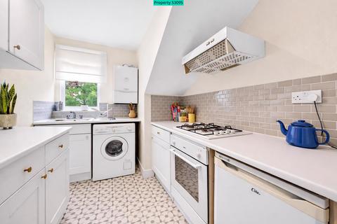 1 bedroom flat for sale, Birdhurst Rise, South Croydon, CR2