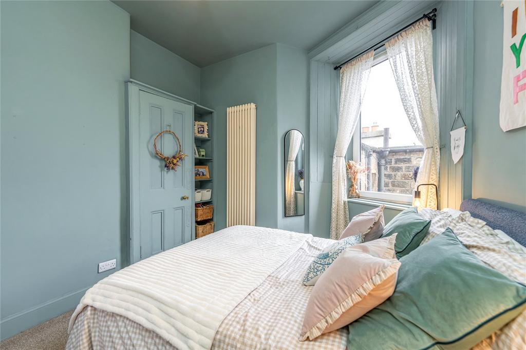 Bedroom 1 Alt