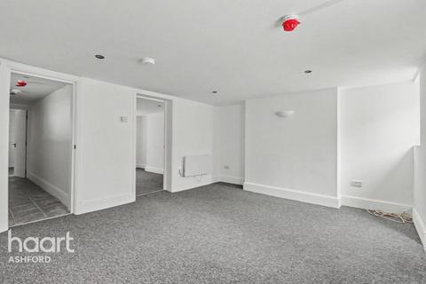 1 bedroom end of terrace house to rent, Dover Road, FOLKESTONE