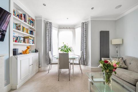 3 bedroom duplex for sale, Charteris Road, London NW6