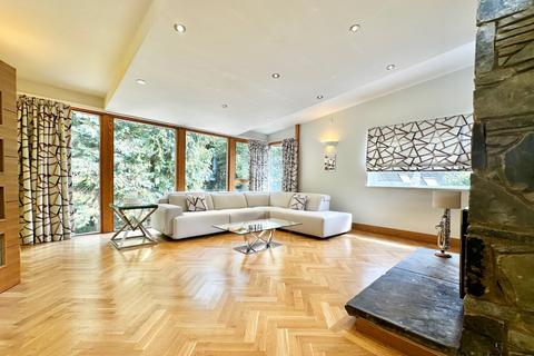 4 bedroom detached house for sale, Hangmans Lane, Welwyn, Hertfordshire, AL6