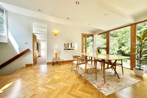 4 bedroom detached house for sale, Hangmans Lane, Welwyn, Hertfordshire, AL6