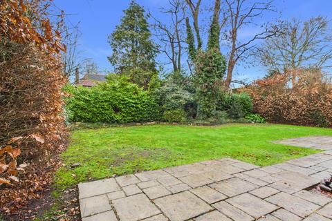 6 bedroom detached house for sale, Maltmans Lane, Gerrards Cross, Buckinghamshire, SL9