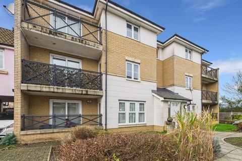 2 bedroom flat for sale, Bell Close Laindon, Basildon SS15