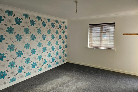 2 bedroom flat for sale, Bell Close Laindon, Basildon SS15