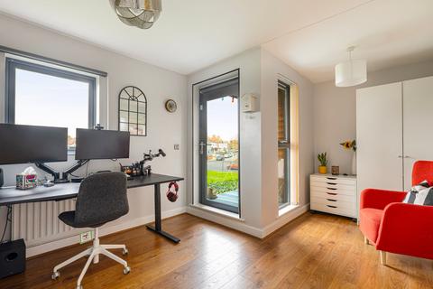 undefined, Tomblin Mews, London SW16