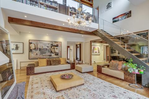 5 bedroom detached house for sale, Oaklands Rise, Oaklands, Welwyn, Hertfordshire, AL6