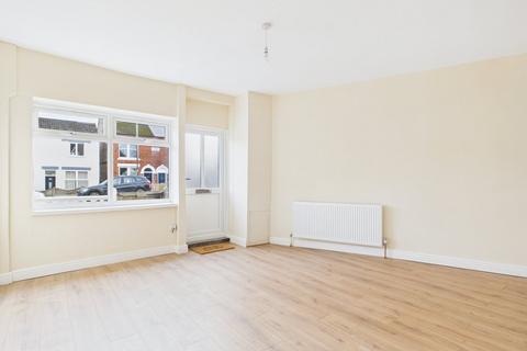 3 bedroom end of terrace house to rent, The Common, South Normanton, Alfreton, DE55
