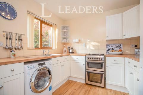 3 bedroom semi-detached house to rent, Montague Crescent, Northampton, Northamptonshire, NN5