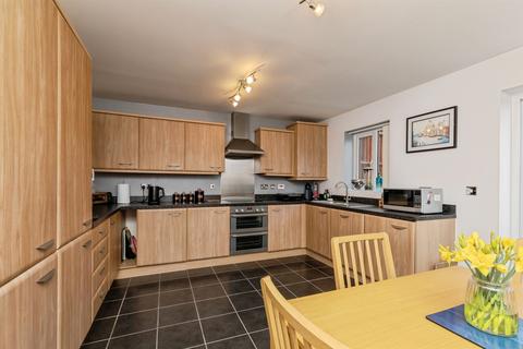 4 bedroom townhouse for sale, Normandy Drive, Yate, Bristol