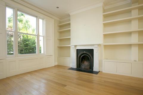 3 bedroom terraced house to rent, Idmiston Road London SE27