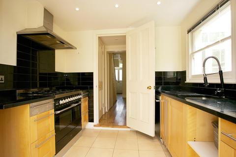 3 bedroom terraced house to rent, Idmiston Road London SE27