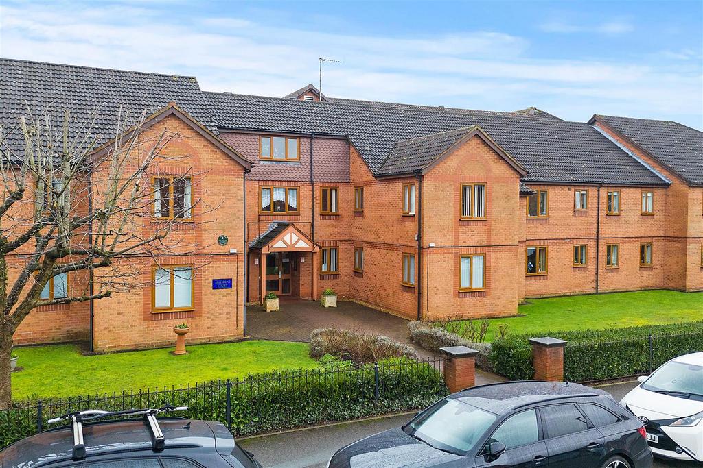 215 Aylesdene Court (3 of 16).jpg