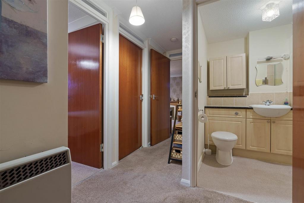 215 Aylesdene Court (6 of 16).jpg