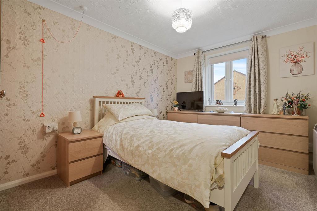 215 Aylesdene Court (8 of 16).jpg